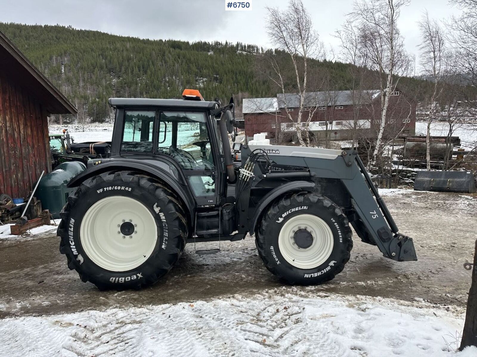 Valtra T190 1