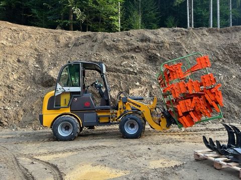 Schieder 811 Radlader 4WD AUF LAGER Sonderpreis