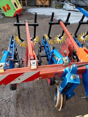 Hatzenbichler Hackgerät 4-reihig