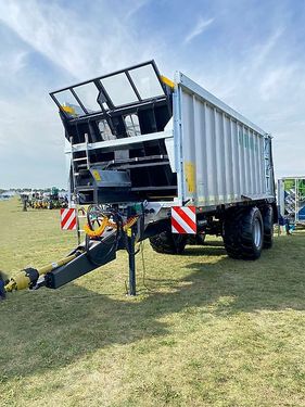 Sonstige Auto-Agro Tandem-Mistreuer / Manure spreader / E