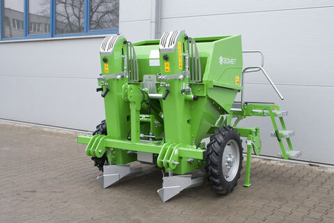 Sonstige Kartoffelpflanzmaschine / Potato planter / Plant