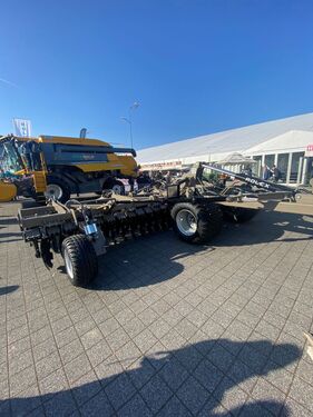 Rolex Scheibenegge / Disc harrow / Déchaumeur à disque