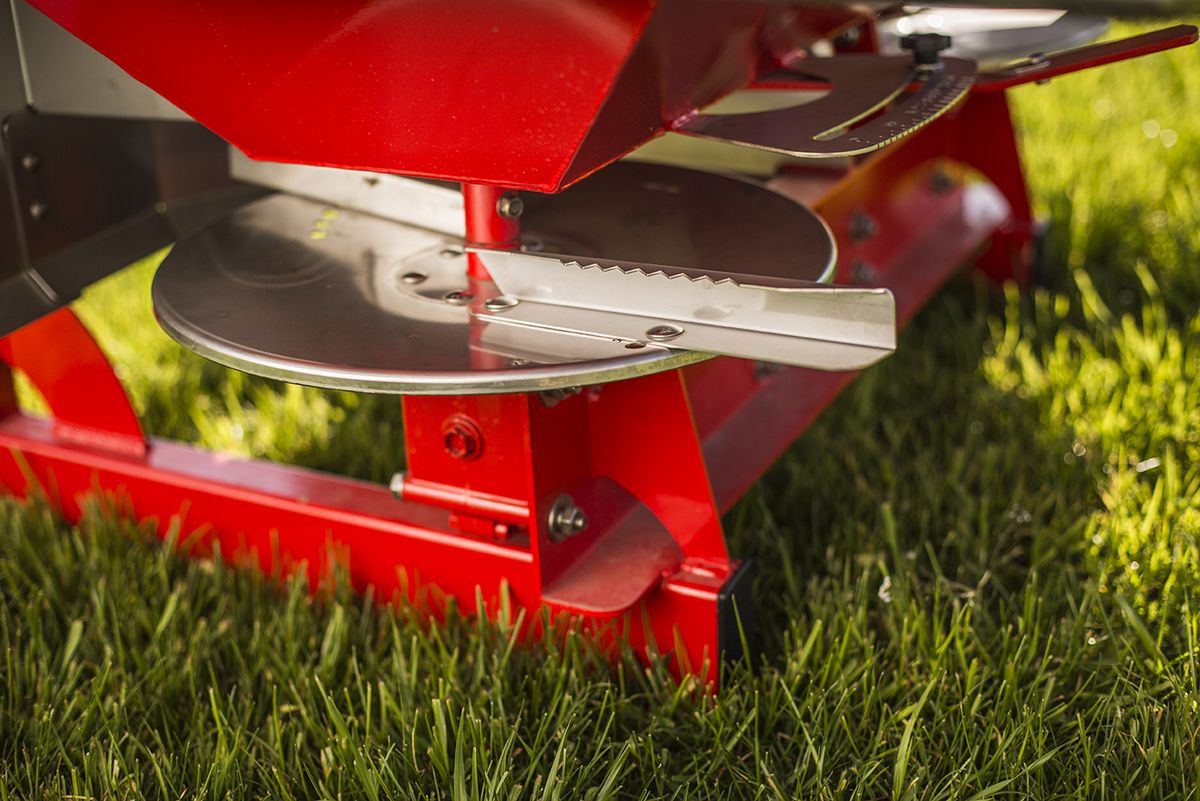 Woprol Düngerstreuer 600 kg / Fertilizer spreader 3