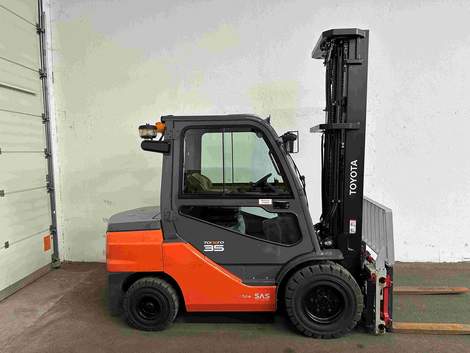 Toyota 52-8FDJF35 - NEUWERTIG !!! - TRIPLEX 5,5 m !!! 2