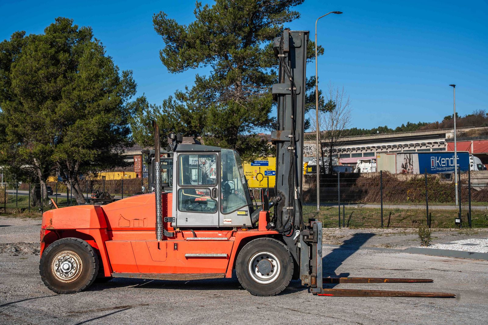 Kalmar DCE 160-12 - FREIHUB-Mast - ZVG - SS - KABINE !! 2
