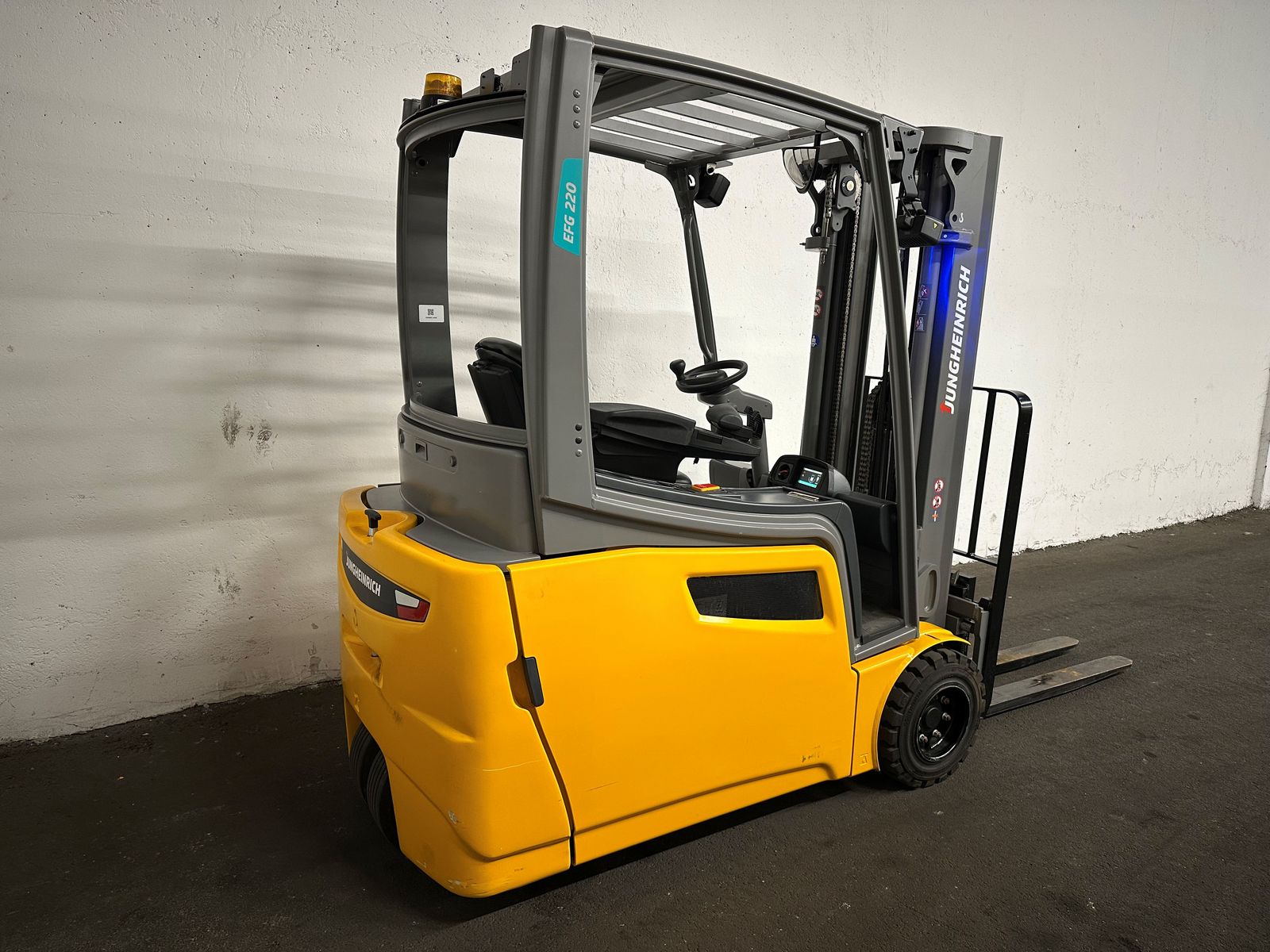 Jungheinrich EFG 220 - TRIPLEX 4,4 m - SEITENSCHIEBER !!! 3