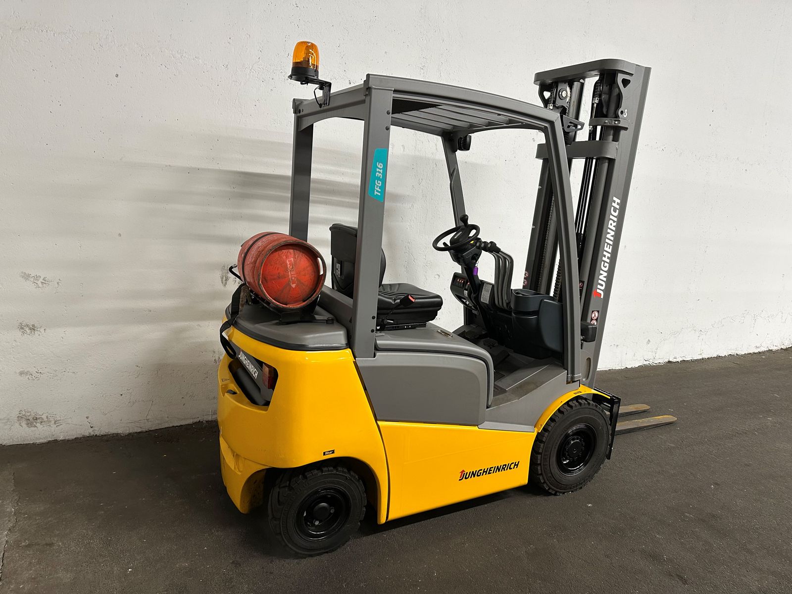 Jungheinrich TFG 316 - TRIPLEX 5,5 m - SS - nur 78 Stunden !! 3