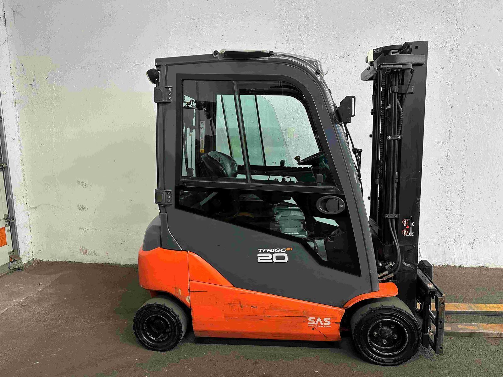 Toyota 8FBM20T - TRIPLEX 4,5 m - SS - ZVG - KABINE !!! 2