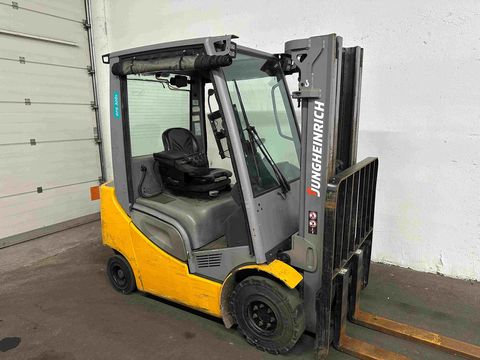 Jungheinrich DFG 320s - TRIPLEX 4,4 m - SEITENSCHIEBER !!!