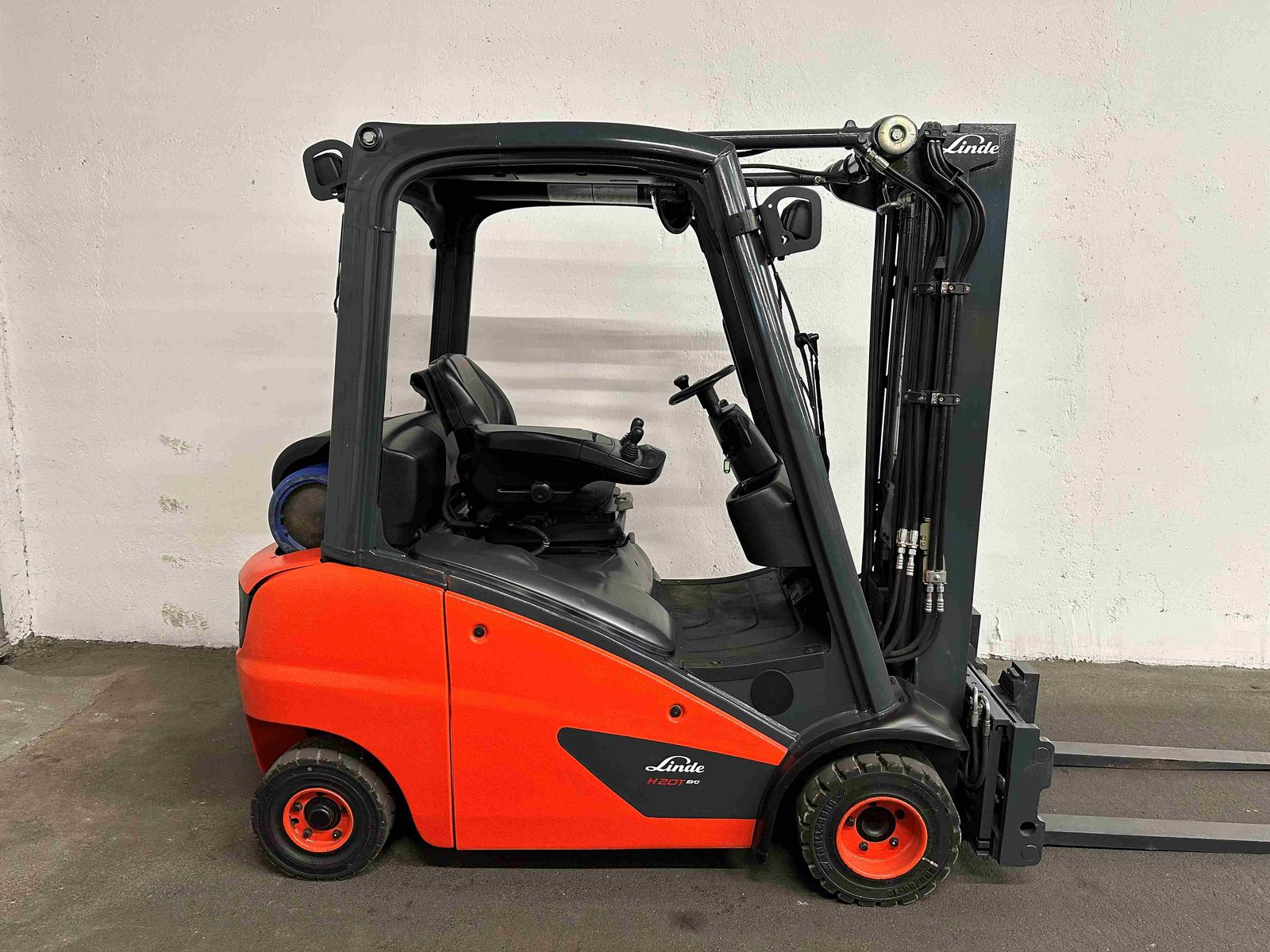 Linde H 20 T-01 - TRIPLEX 4,6 m - SS - ZINKENVERSTELL. 2