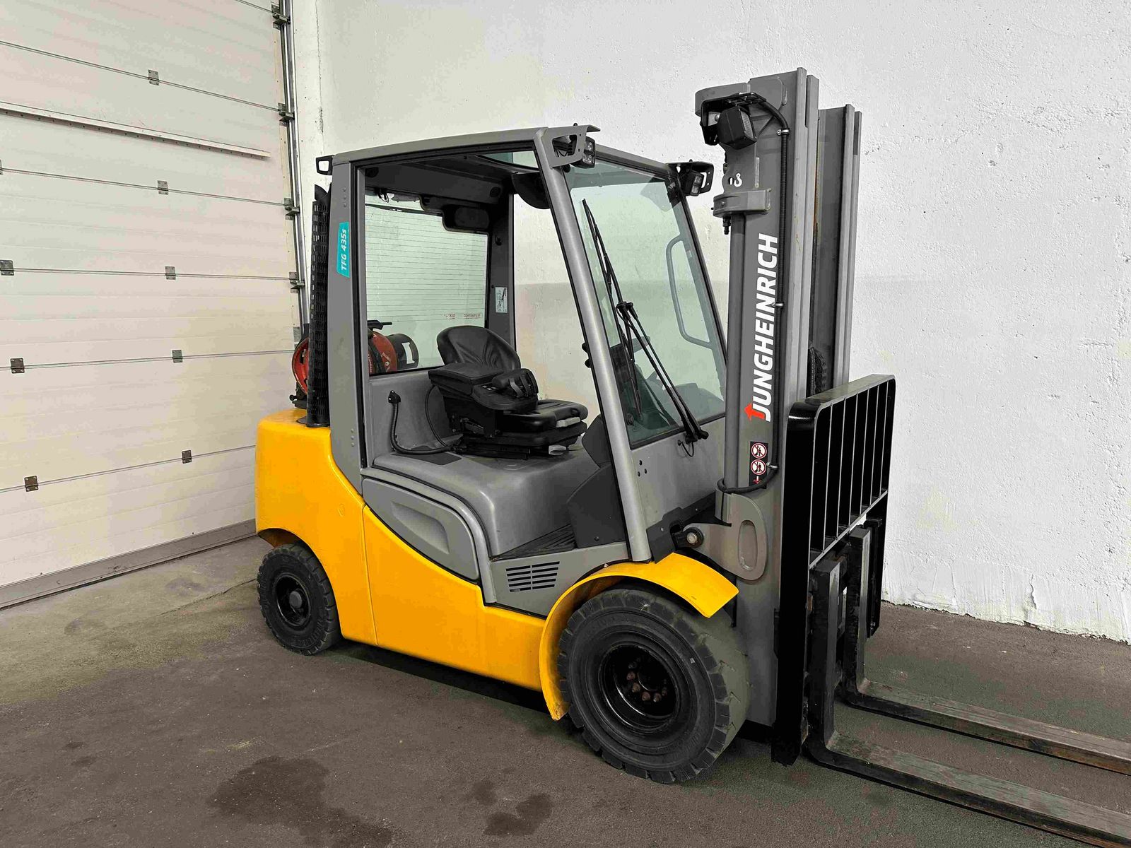 Jungheinrich TFG 435s - TRIPLEX 4,7 m - SEITENSCHIEBER 1