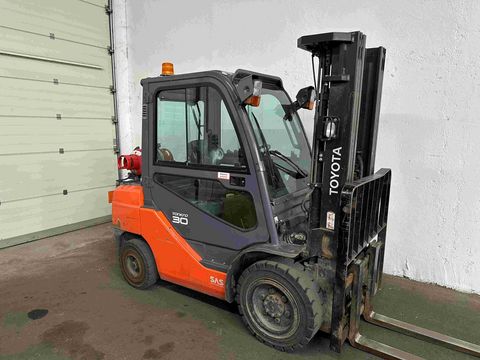 Toyota 02-8FGF30 - TRIPLEX 4,7 m - SS - KABINE  !!!