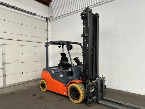 Toyota 8FBMT50 - TRIPLEX 6,5 m - SS - ZVG - NEUGERÄT !