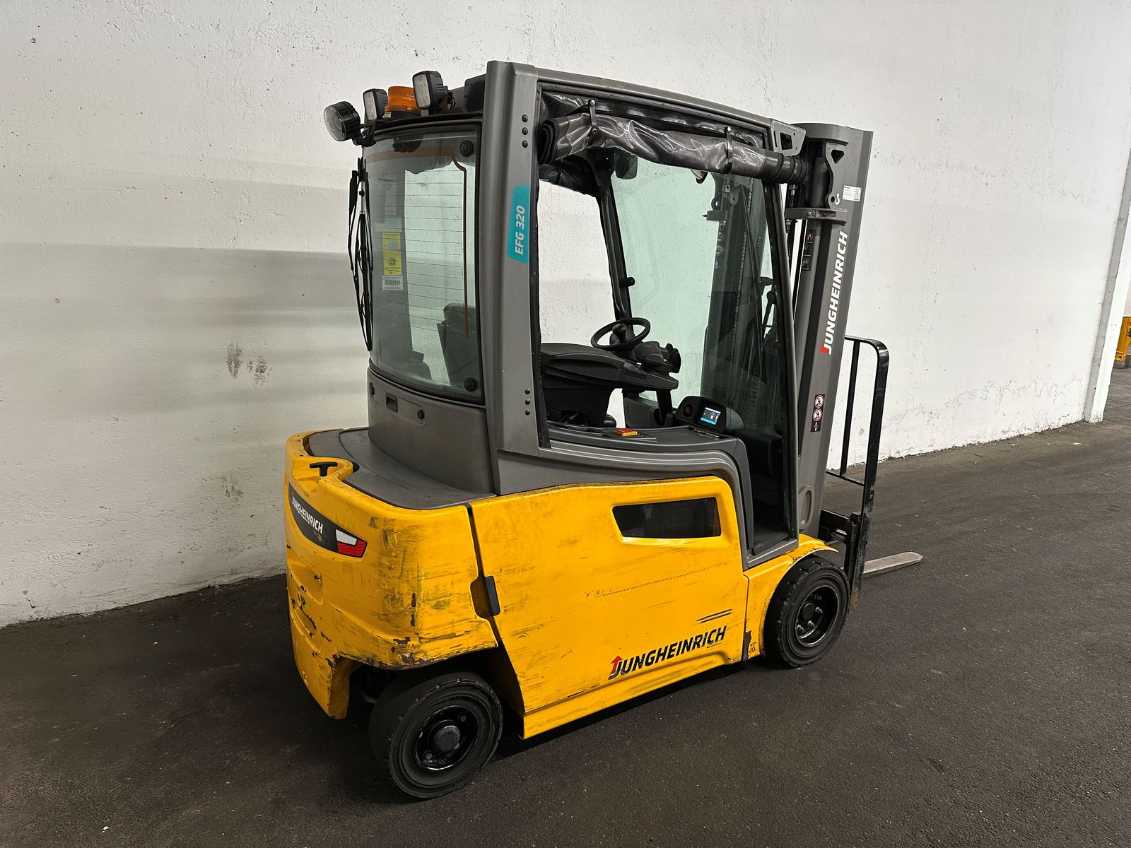 Jungheinrich EFG 320 - TRIPLEX 4,4 m - SEITENSCHIEBER ! 3