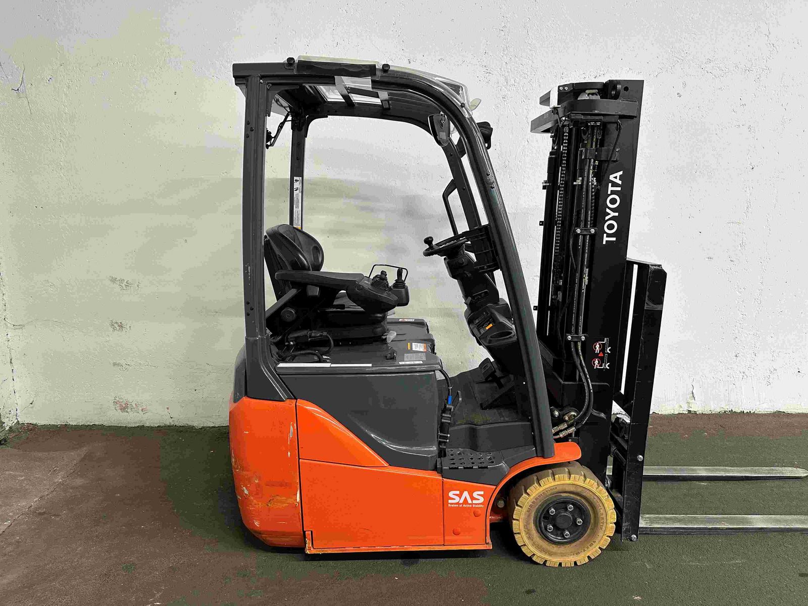 Toyota 8FBE15T - TRIPLEX 4,3 m - SEITENSCHIEBER ! 2