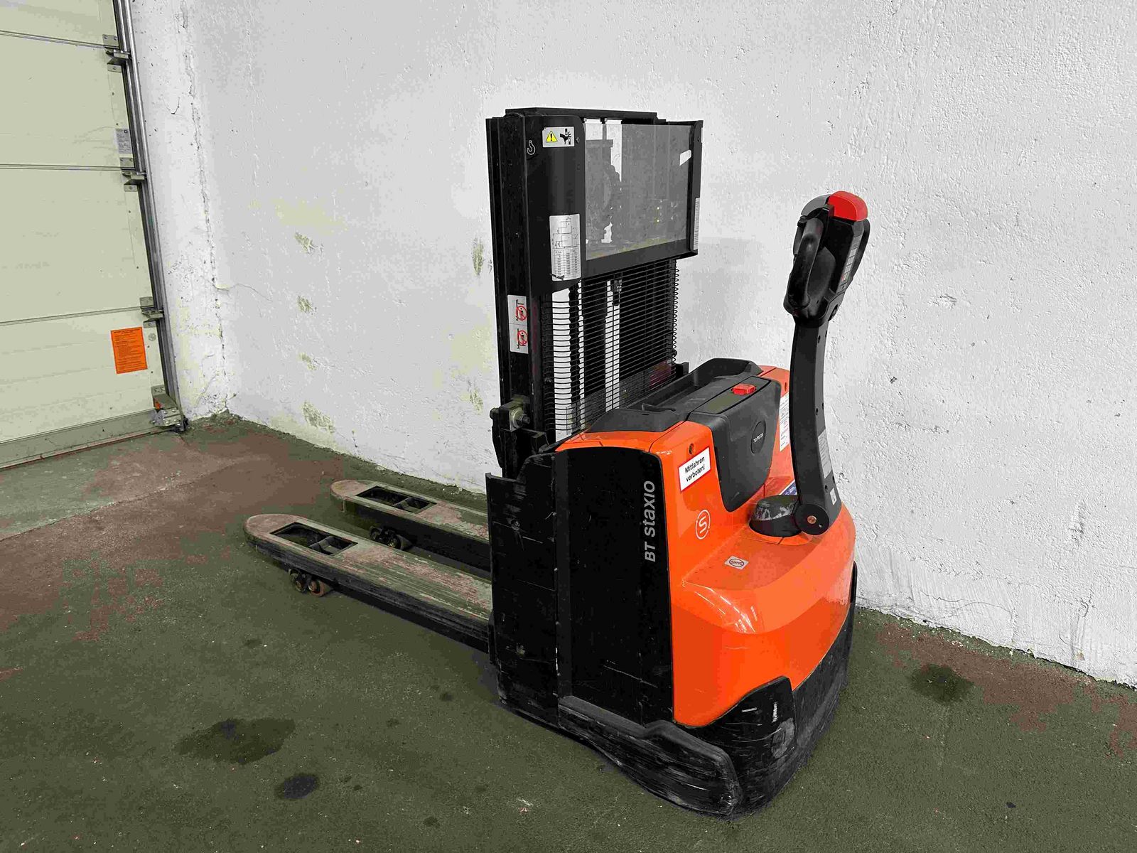 Toyota SWE 200 D - INITILALHUB - nur 149 Stunden !! 1