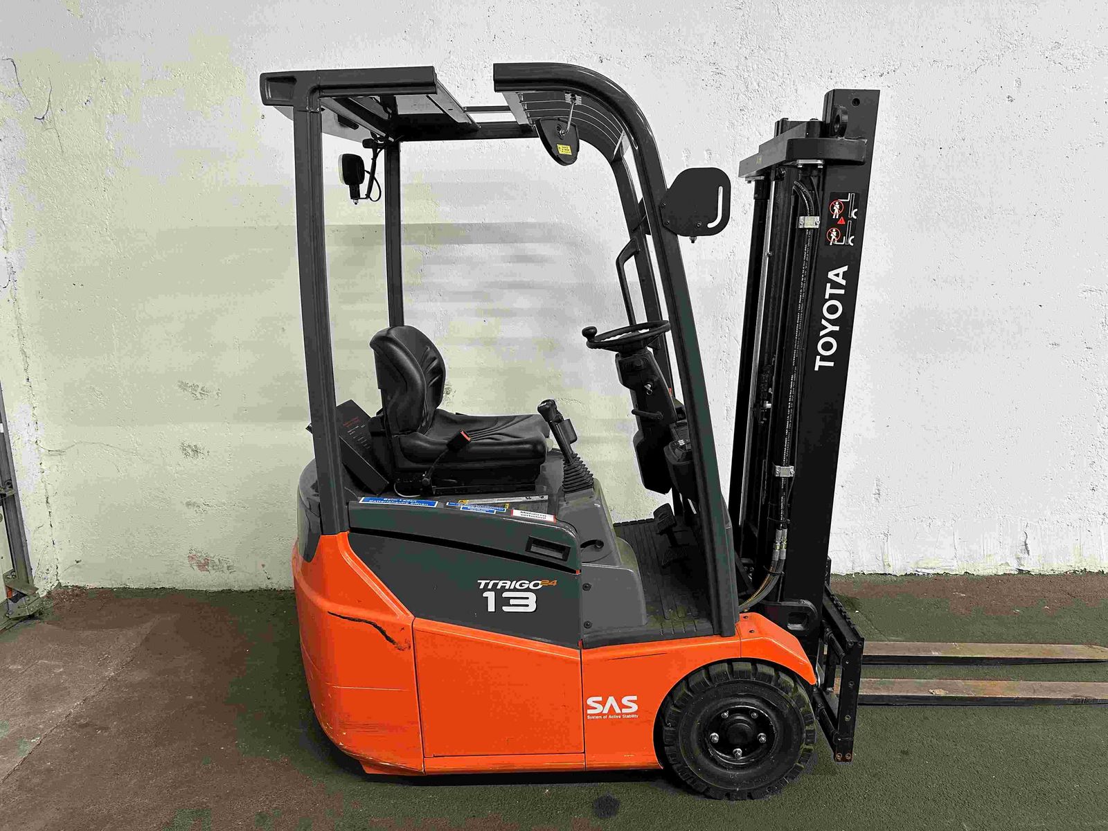 Toyota 7FBEST13 - FREIHUB-MAST - SS - 363 Stunden !!! 2