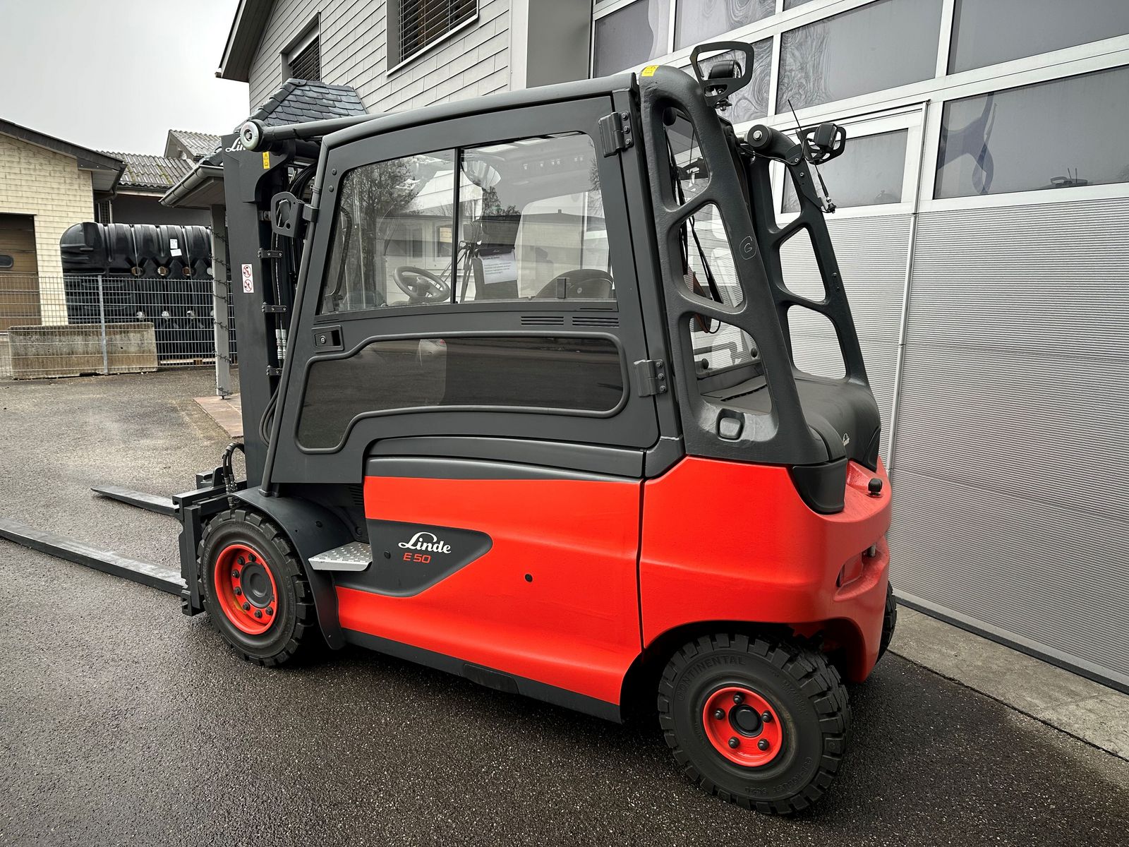 Linde E 50 HL-01 - TRIPLEX - SS - ZVG - CONTAINERFÄHIG 3