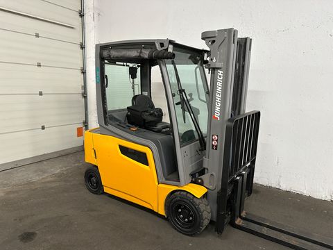 Jungheinrich EFG 320 - TRIPLEX 4,4 m - SEITENSCHIEBER !