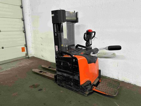 Toyota SPE 160 - TRIPLEX 3,7 m - 2815 Stunden !!!