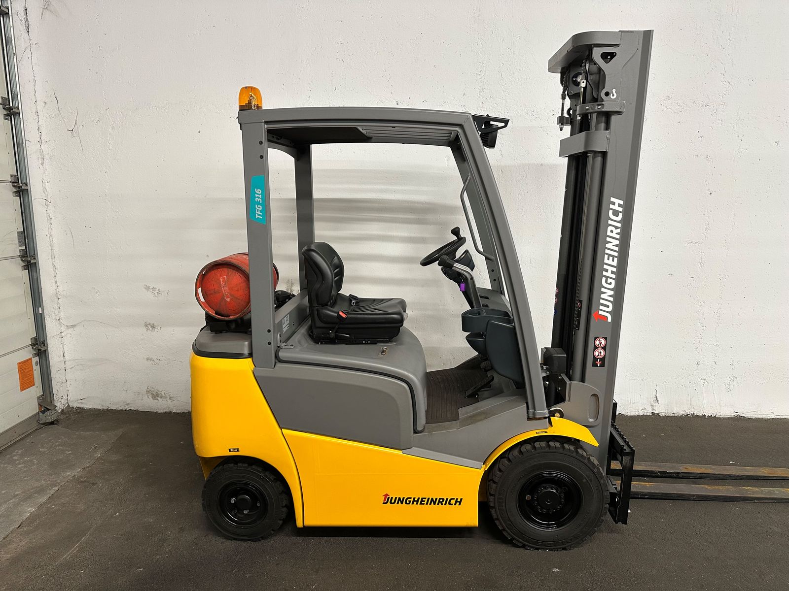 Jungheinrich TFG 316 - TRIPLEX 5,5 m - SS - nur 78 Stunden !! 2