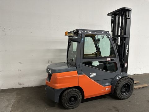 9506-ebf1caff85648e484981244118bd62d7-6104765