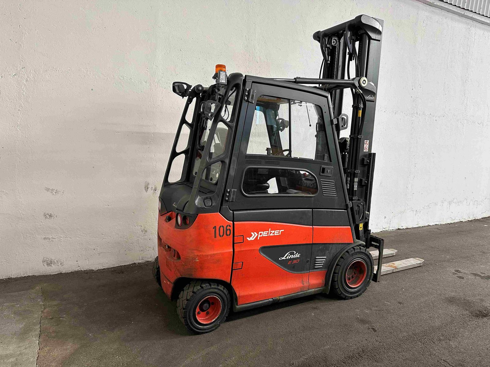 Linde E 30 H-01/600 - TRIPLEX 6,9 m - SS - hydr. Gabel 3