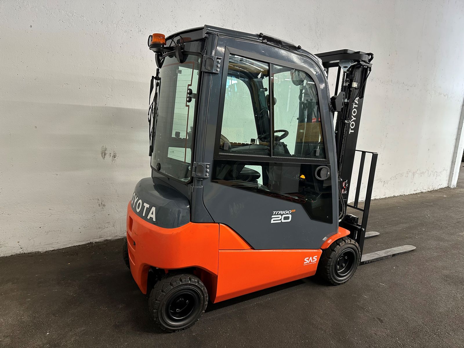 Toyota 8FBM20T - TRIPLEX 4,7 m - SS - 4. SK - NEUGERÄT! 3