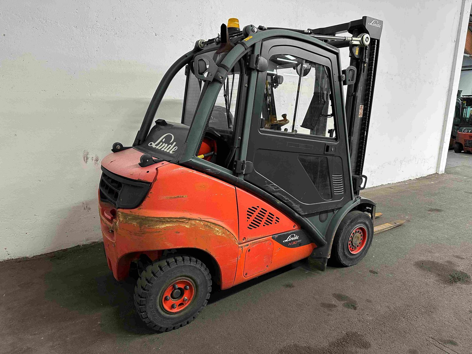 Linde H 30 T-02 - SEITENSCHIEBER - KABINE m. HEIZUNG 3