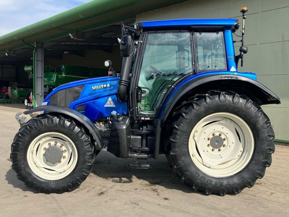 Valtra N 163 Versu 2