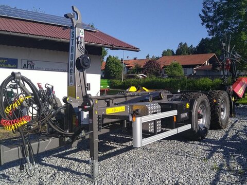Stronga HL 210