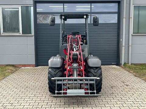 Weidemann 1390 - Hubhöhe 3,2m 3