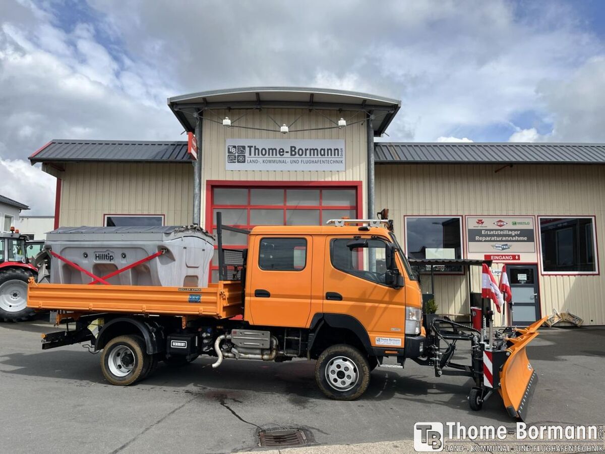 Fuso Canter 6C18D 4WD 1