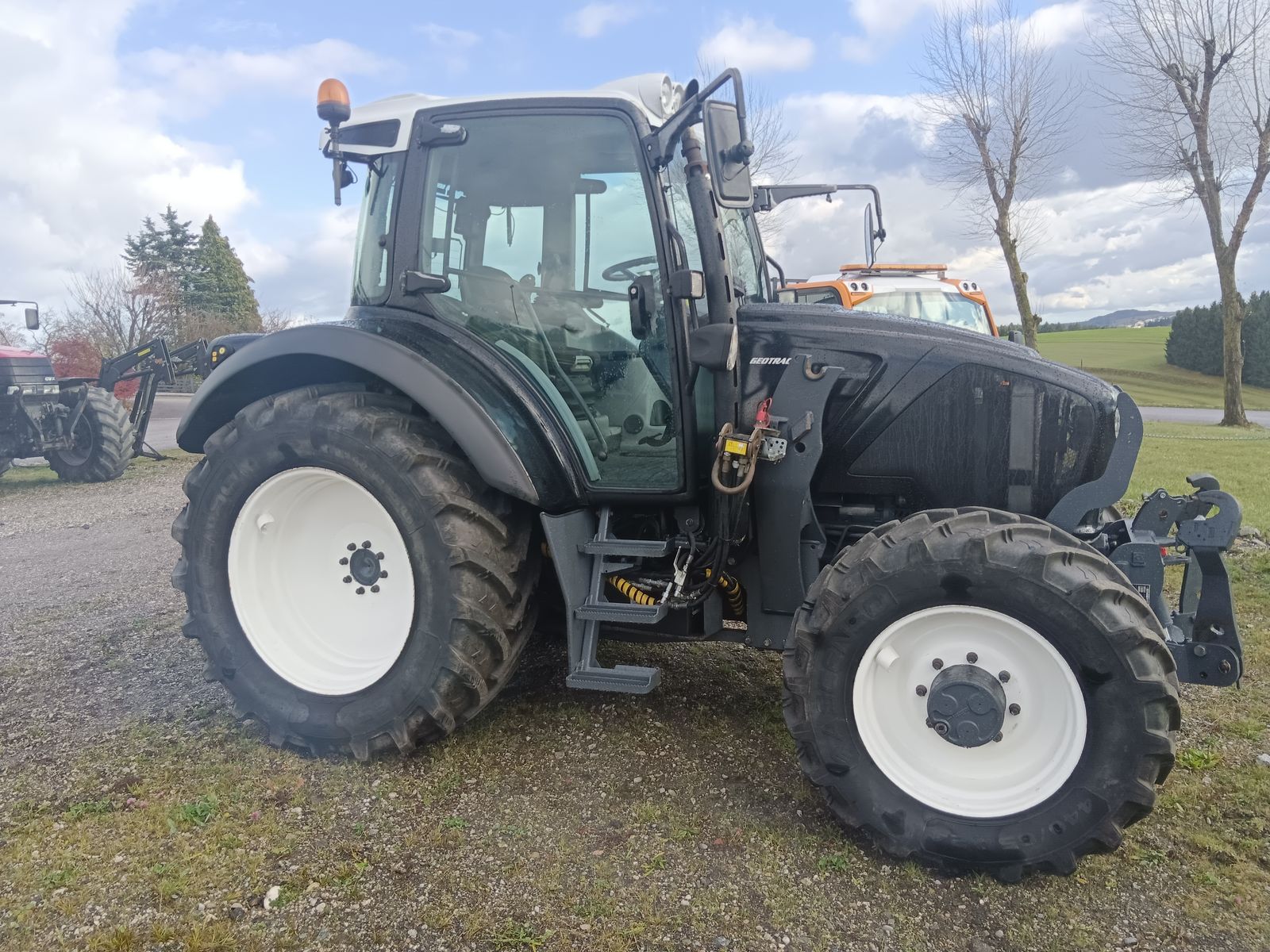 Lindner Geotrac 124 3