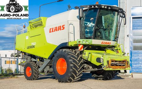 <strong>Claas LEXION 750 - 2</strong><br />