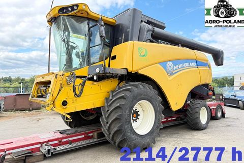 New Holland CX 6080 - 2114/2777 h - 2014  + VARIFEED 6,09 M