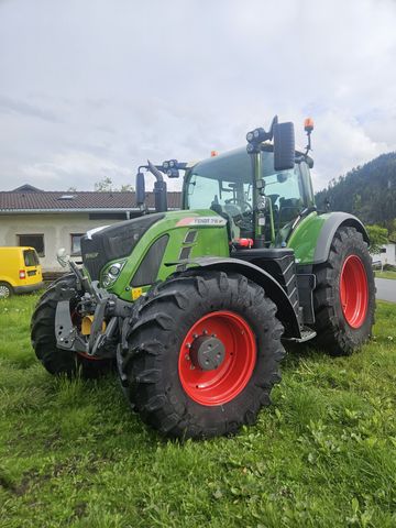 Fendt 718 Vario