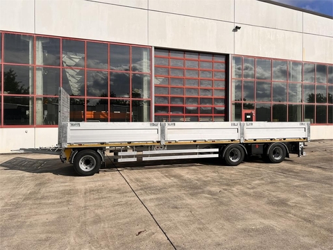 Möslein T 3 Plato 9 m 3 Achs Jumbo- Plato- Anhänger 9 m,