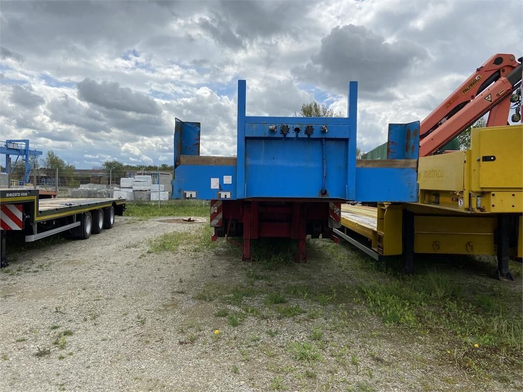 3 Achs Satteltieflader Platofür Fertigteile oder 2