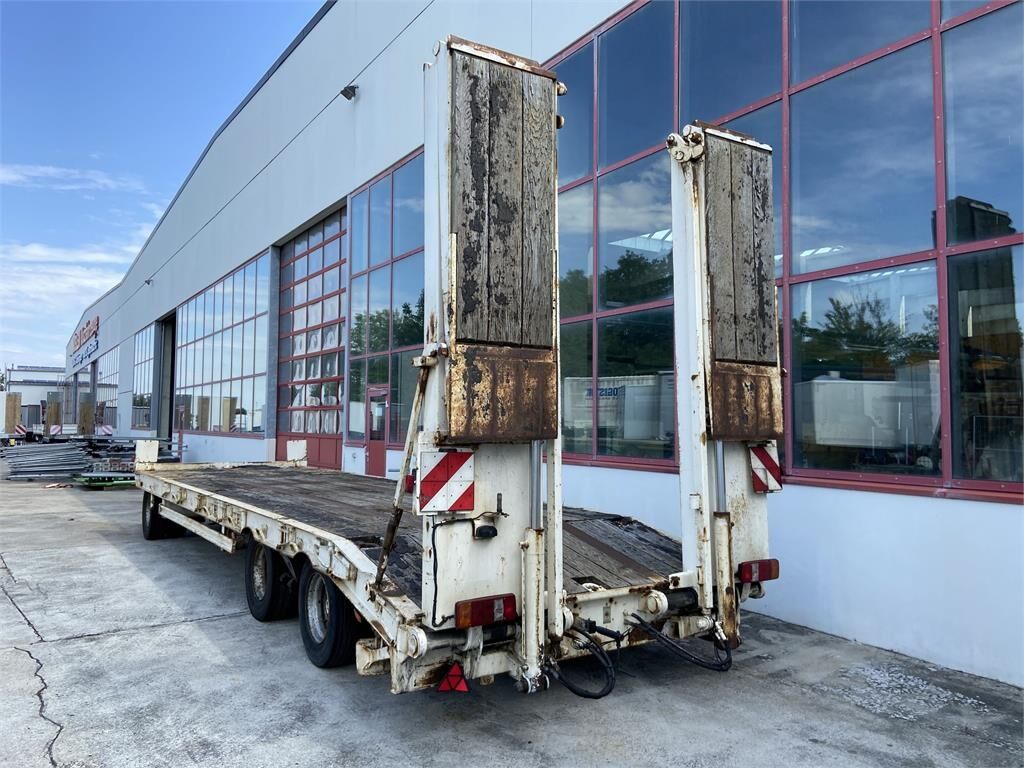 Schwarzmüller Mitteltal PT 30 3 Achs Tieflader 9,20 m Ladefläc 2