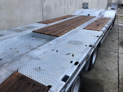 Möslein T 4 VB H1 1 neuer 4 Achs Tieflader hydraulischen