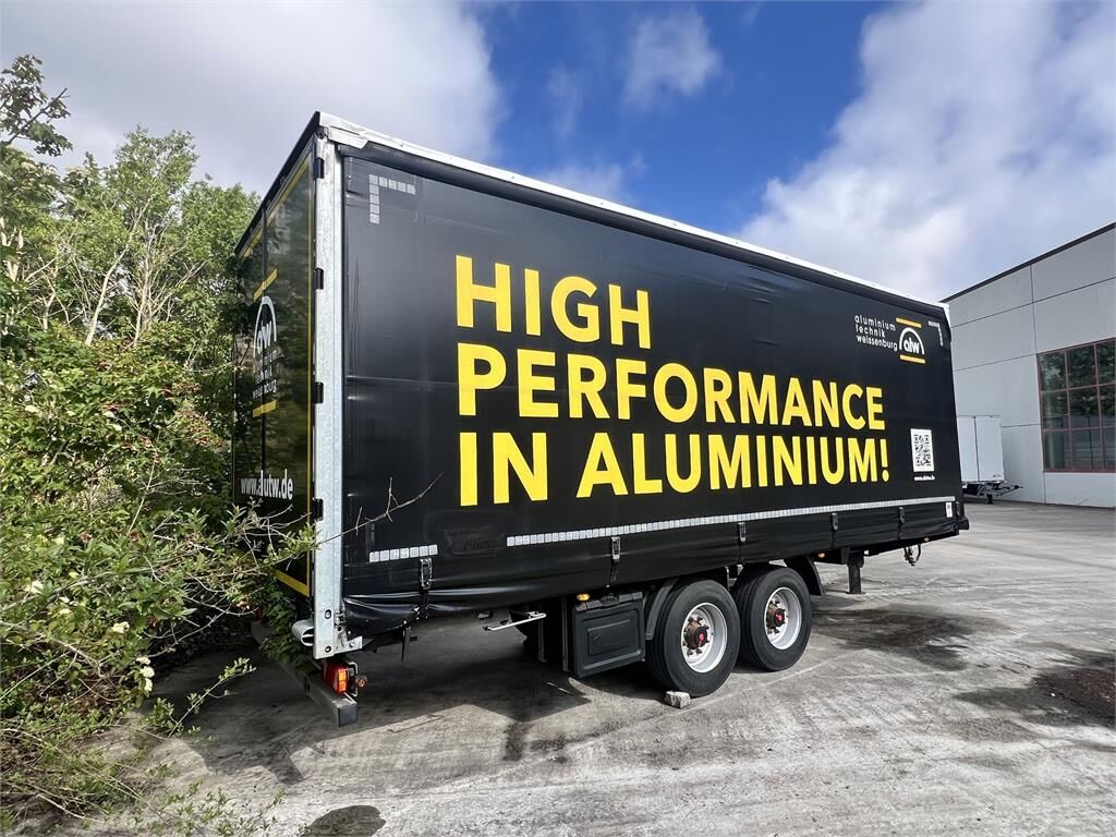 Fliegl TPS135 13,5 t Tandemplanenanhänger, neuwertig 2