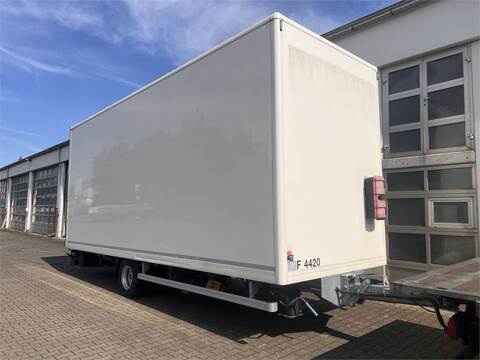 9586-9781fa241e735b264665e188b43093e0-5686181