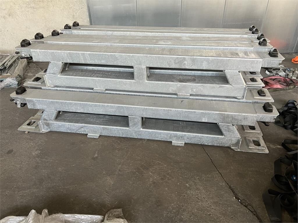 Schwarzmüller Mitteltal Ausgleichsbock für Satteltieflader inc 2