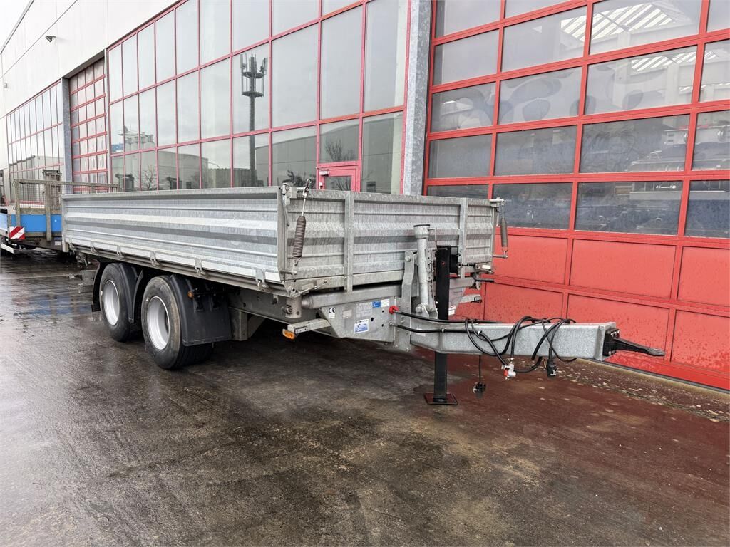 18 t 18 t Tandemkipper- Tieflader, wenig Benutzt 3