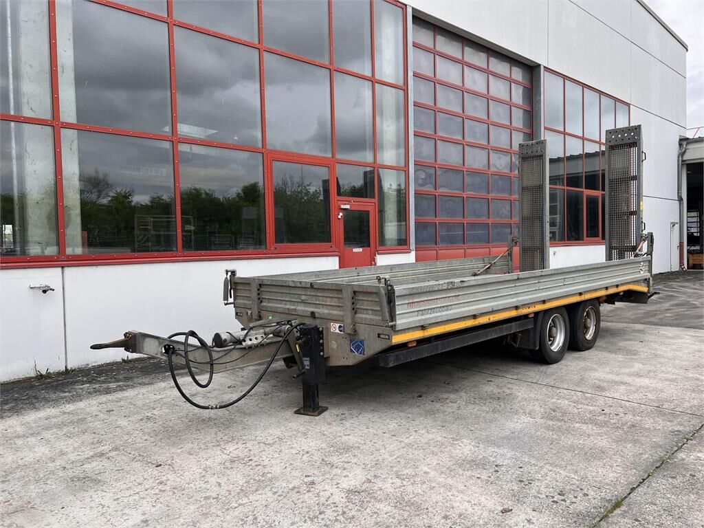 Möslein TTS 13 Schwebheim 13 t Tandemtieflader 3