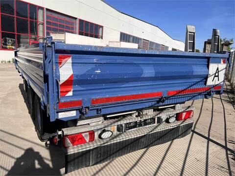 9586-bddf890b20daf2a52532ec44ee59405b-5659139