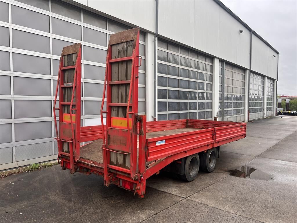682/13800 13,8 t Tandemtieflader 3