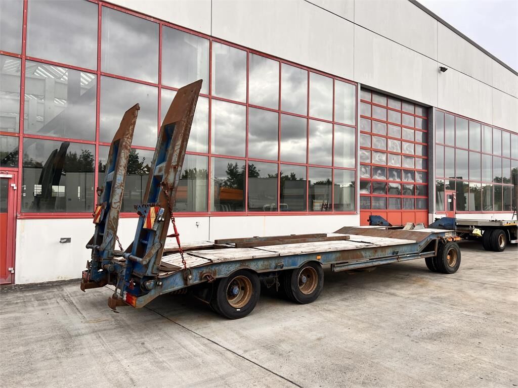 Schwarzmüller Mitteltal T3 3 Achs Tieflader mit ABS 3