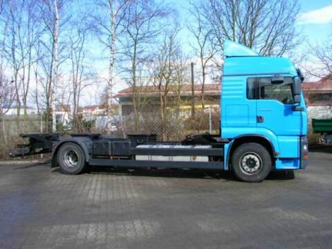 9586-e46afb993b03b0fab41e1342ffc04418-5945715